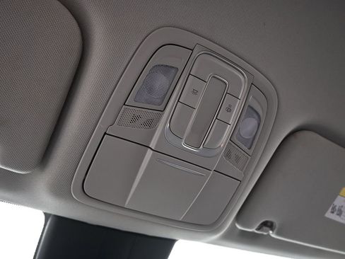 Used 2019 Hyundai Santa Fe SE w/ Cargo Package image 19