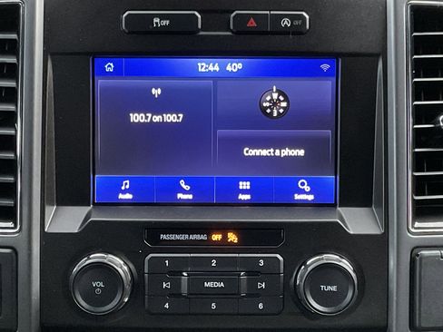 Used 2020 Ford F150 XLT image 14