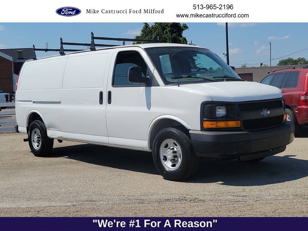 Used 2015 Chevrolet Express 3500 Extended RWD image 7