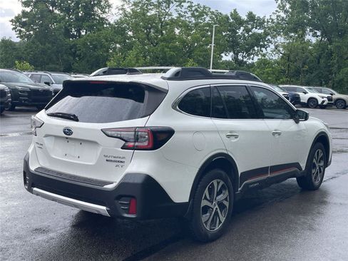Used 2020 Subaru Outback Touring XT AWD/4WD image 5