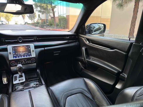 Used 2016 Maserati Quattroporte GTS image 31