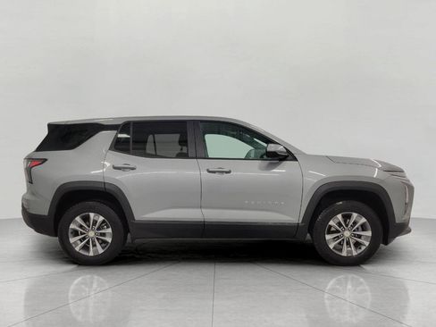 Used 2025 Chevrolet Equinox LT AWD/4WD image 25