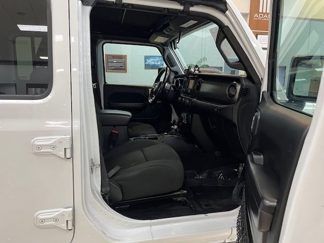Used 2020 Jeep Gladiator Sport w/ Quick Order Package 24S AWD/4WD image 7
