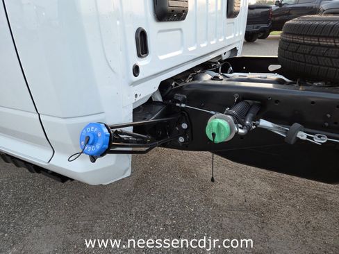 New 2026 RAM 3500 Tradesman image 18