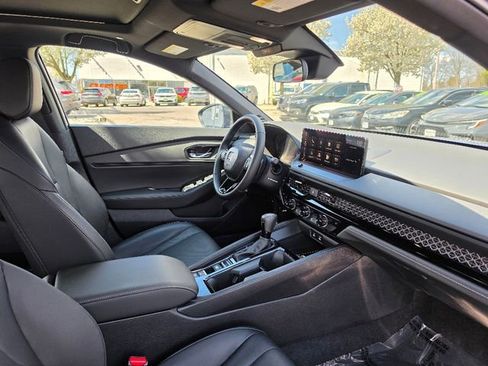 Used 2025 Honda Accord Sport image 11