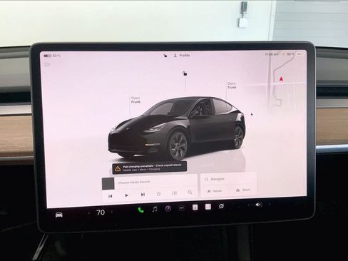 Used 2024 Tesla Model Y Long Range image 16