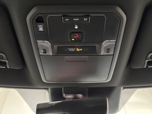 New 2026 Toyota Tundra Limited AWD/4WD image 15