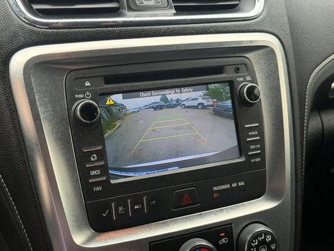 Used 2013 GMC Acadia SLE AWD/4WD image 23