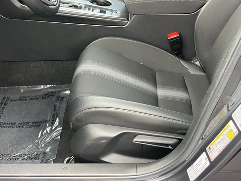 Certified 2025 Honda Civic Sport image 17
