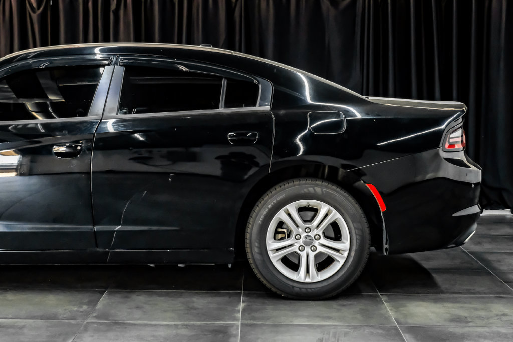 Used 2022 Dodge Charger SXT RWD image 13