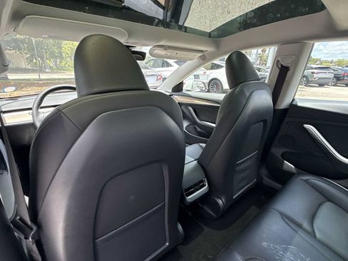 Used 2023 Tesla Model 3 Standard Range RWD image 15