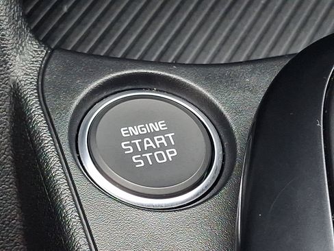 Used 2025 Kia K4 FWD image 23