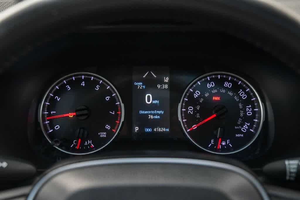 Used 2022 Toyota RAV4 XLE Premium FWD image 24