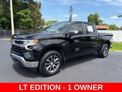 Certified 2024 Chevrolet Silverado 1500 LT w/ Convenience Package II AWD/4WD image 3