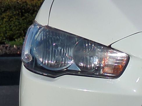 Used 2014 Mitsubishi Lancer SE image 10