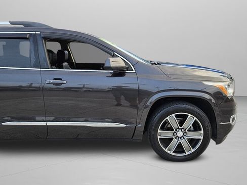 Used 2017 GMC Acadia Denali image 29