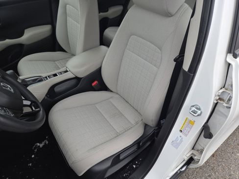 Used 2024 Honda HR-V LX image 23