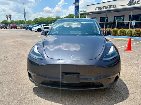 Used 2024 Tesla Model Y Long Range AWD/4WD image 8