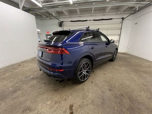 Used 2019 Audi Q8 Premium Plus w/ Premium Plus image 6