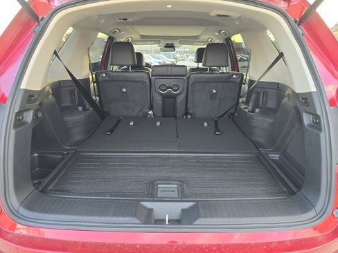 New 2025 Honda Pilot Touring image 23