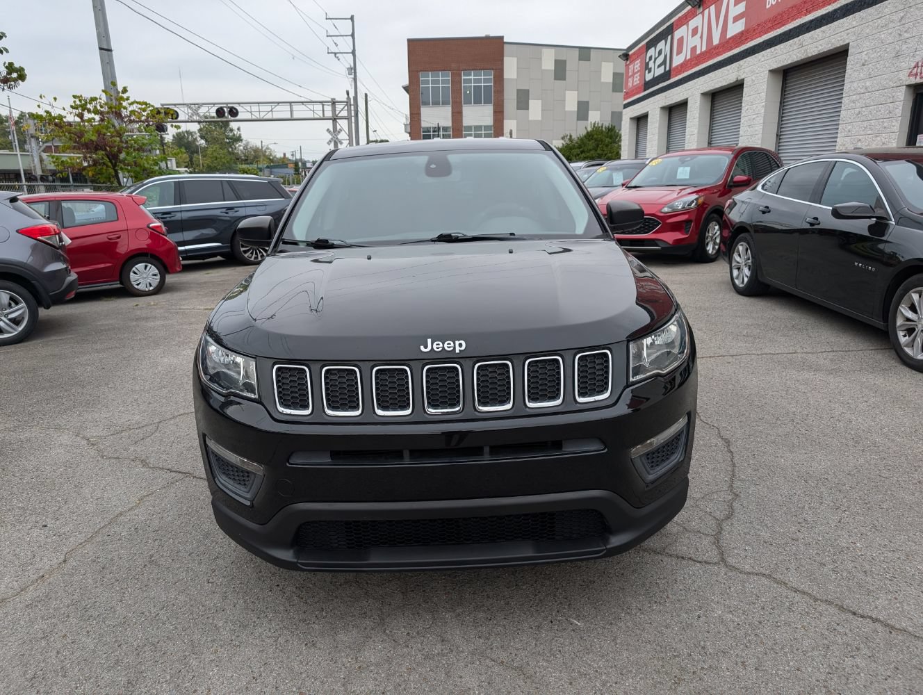Used 2021 Jeep Compass Sport FWD image 4