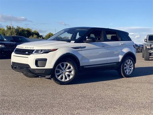 Used 2019 Land Rover Range Rover Evoque SE image 2