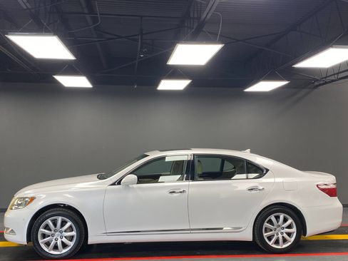 Used 2007 Lexus LS 460 L image 3