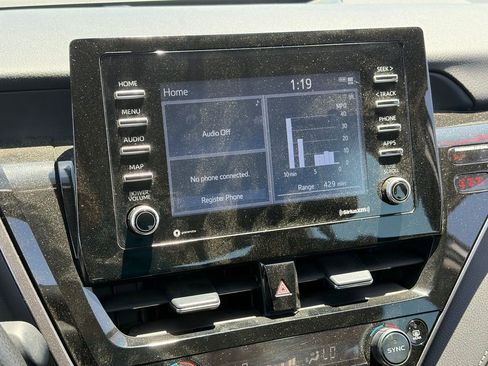 Used 2023 Toyota Camry LE FWD image 11