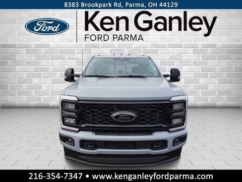 New 2026 Ford F350 Lariat w/ Black Appearance Package image 2