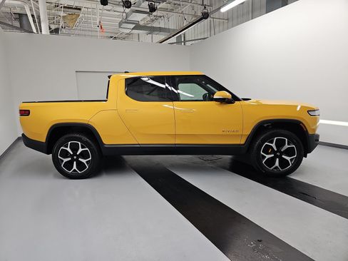 Used 2023 Rivian R1T Adventure AWD/4WD image 6