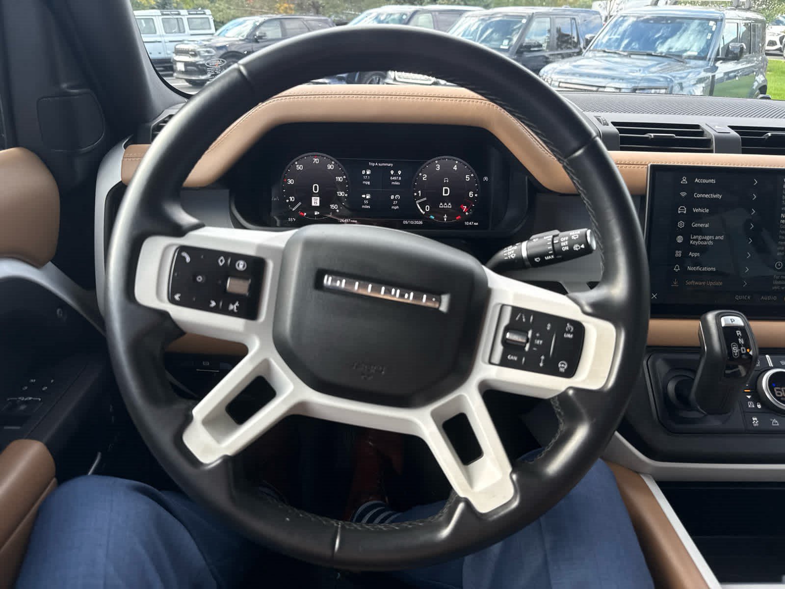 Certified 2025 Land Rover Defender 110 X-Dynamic SE AWD/4WD image 21