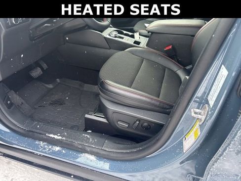 Used 2025 Ford Escape ST-Line w/ Tech Pack #1 image 9