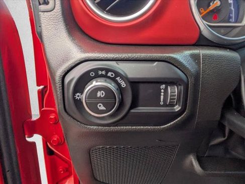 Used 2023 Jeep Gladiator Rubicon w/ LED Lighting Group AWD/4WD image 21