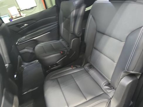 New 2026 Chevrolet Traverse LT w/ Sun and Wheel Package AWD/4WD image 16