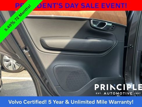 Certified 2023 Volvo XC90 B6 Core w/ Climate Package image 33