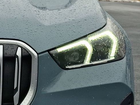 Used 2024 BMW X1 xDrive28i w/ Premium Package image 12