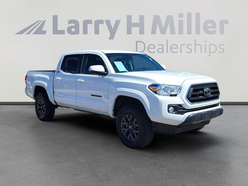 Certified 2023 Toyota Tacoma SR5 w/ Technology Package image 7