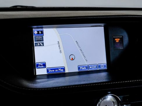 Used 2014 Lexus ES 300h w/ Luxury Package w/Bamboo Trim FWD image 21