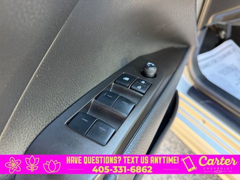 Used 2023 Toyota Camry SE image 16