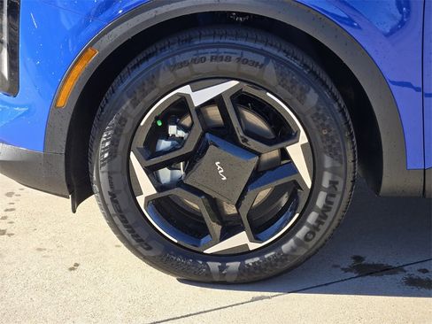 New 2026 Kia Sportage EX image 8