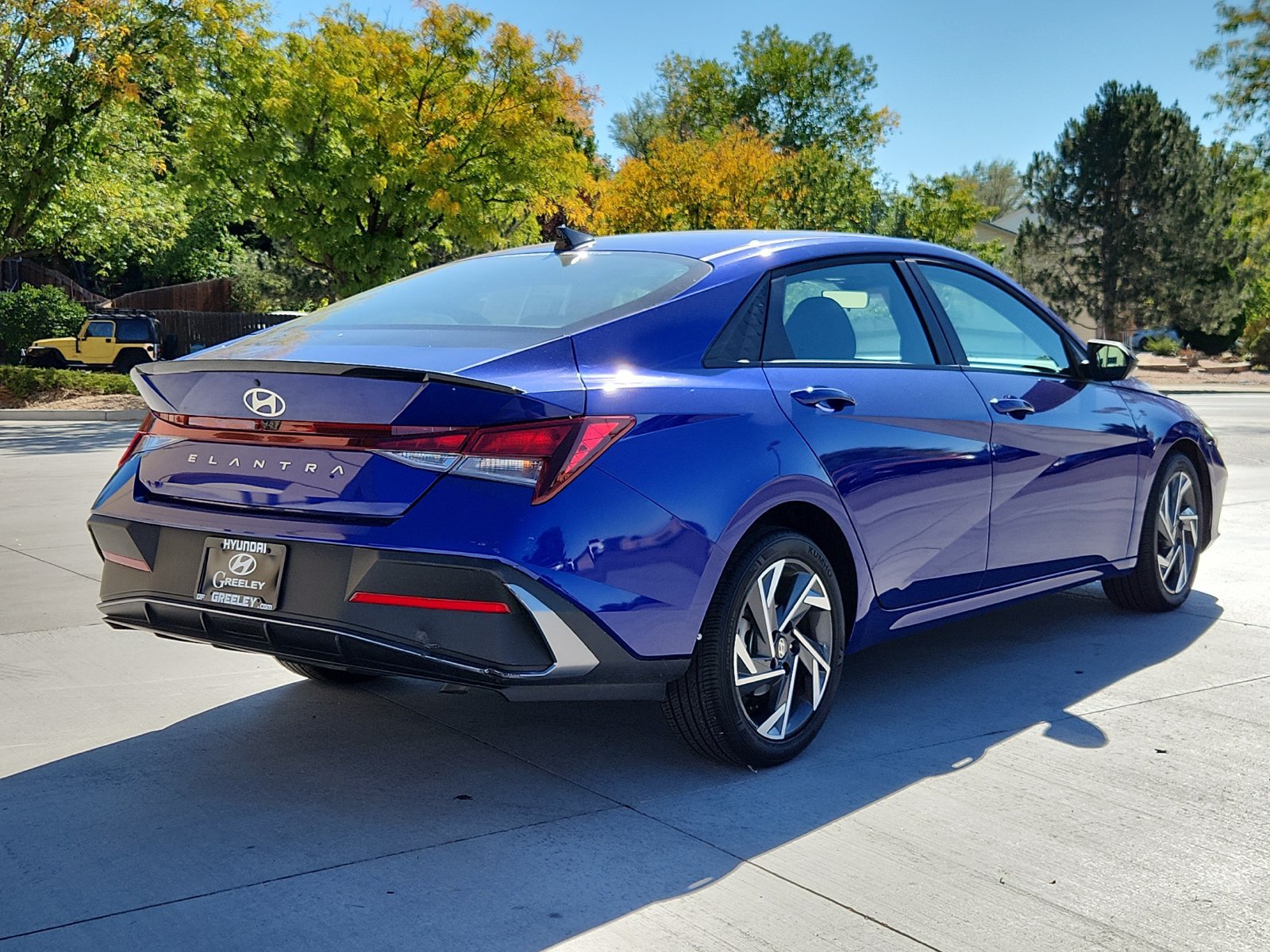 Used 2025 Hyundai Elantra Sport FWD image 5