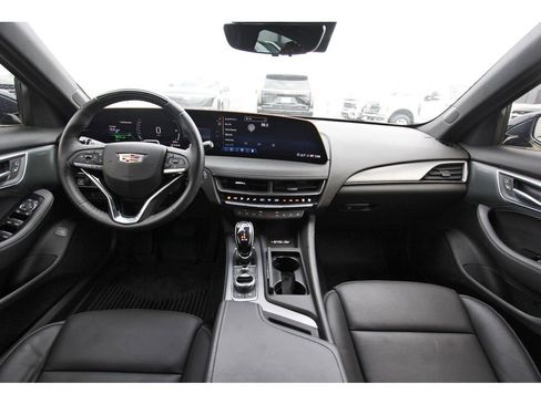 New 2026 Cadillac CT5 Premium Luxury image 9