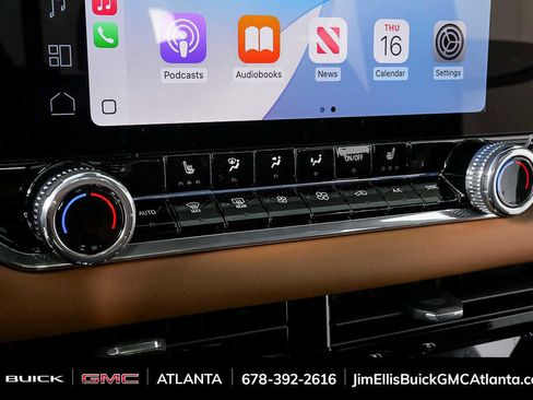 New 2026 GMC Canyon AT4 image 16