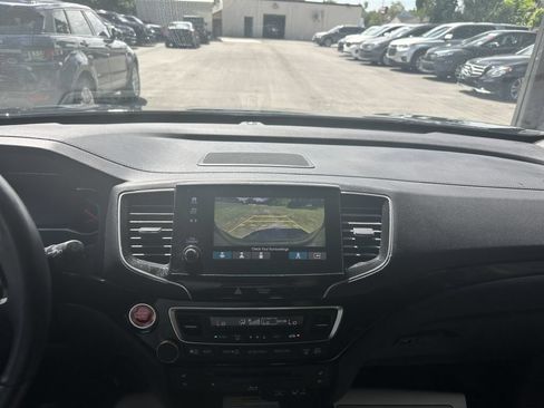Used 2021 Honda Pilot Black Edition image 10