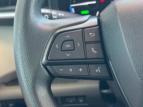 Certified 2024 Toyota Sienna LE AWD/4WD image 28