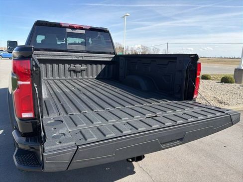 New 2026 Chevrolet Silverado 2500 ZR2 w/ LPO, Dark Essentials Package image 11