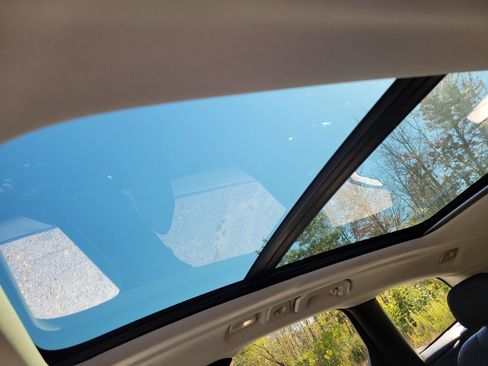 Used 2024 Volvo XC60 B5 Plus image 27