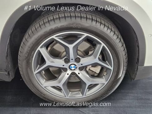 Used 2019 BMW X1 xDrive28i AWD/4WD image 9
