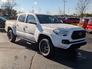 Used 2022 Toyota Tacoma SR5 w/ Technology Package video 2