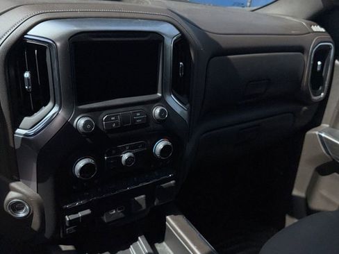 Used 2022 Chevrolet Silverado 1500 LTZ w/ LTZ Convenience Package II image 8